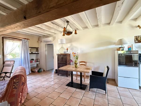 EN EXCLUSIVITE ! Maison en pierre 120m², 3 chambres, sur terrain de 936m², 168 000 €