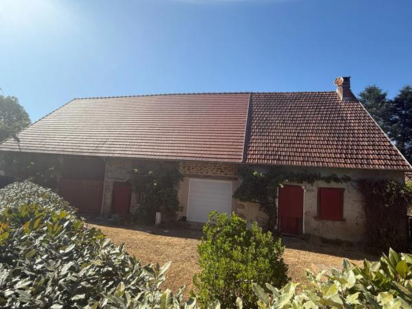 EN EXCLUSIVITE ! Maison en pierre 120m², 3 chambres, sur terrain de 936m², 168 000 €