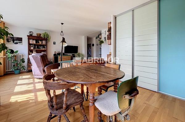 Magnifique appartement T3 situé dans une résidence rénovée énergétiquement MARCQ EN BAROEUL