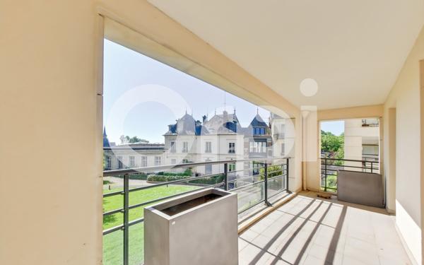 Appartement à vendre    5 pièces • 129,70 m2 Senlis