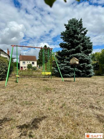 Maison sur sous sol semi enterré avec accès de plain pied