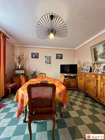 Maison sur sous sol semi enterré avec accès de plain pied