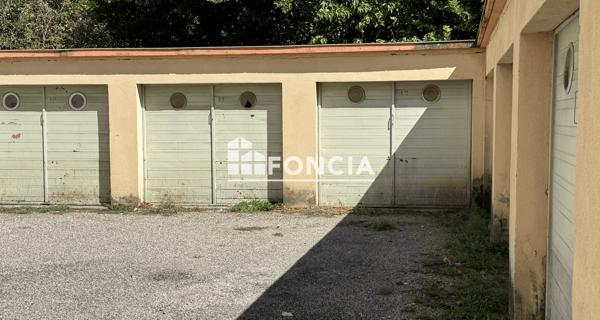 À vendre Parking 48 m² - Avignon 84000