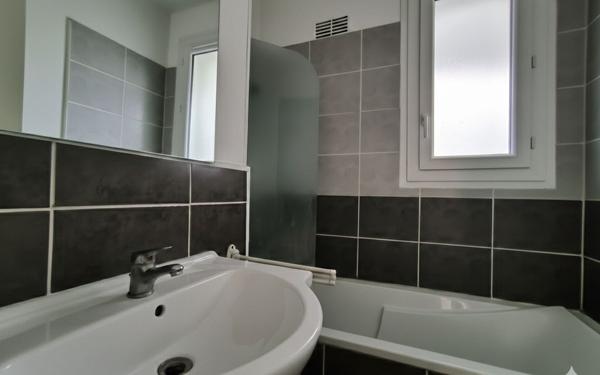 Appartement à vendre    3 pièces •  Nîmes