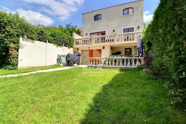 Maison 5 pièces à vendre à Saint Leu La Forêt - Réf. 12483