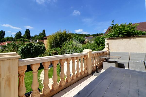 Maison 5 pièces à vendre à Saint Leu La Forêt - Réf. 12483