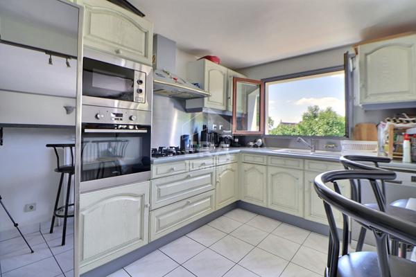 Maison 5 pièces à vendre à Saint Leu La Forêt - Réf. 12483