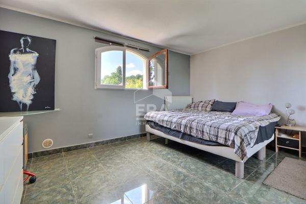 Maison 5 pièces à vendre à Saint Leu La Forêt - Réf. 12483