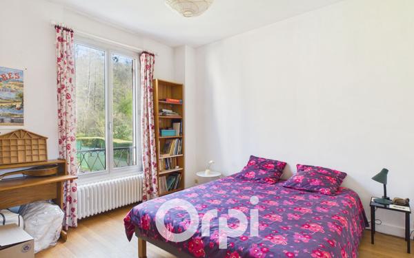 Maison à vendre    5 pièces • 124,85 m2 Vélizy-Villacoublay