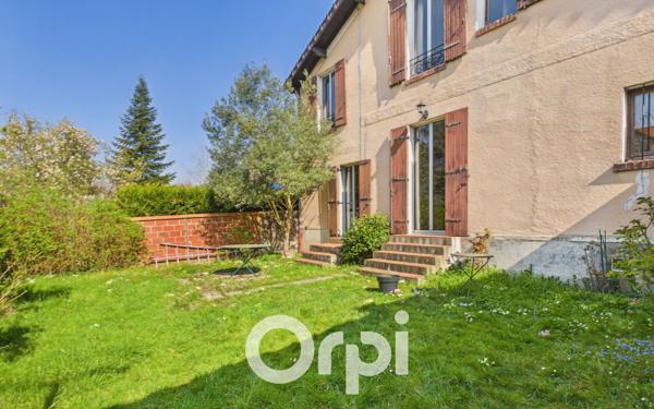 Maison à vendre    5 pièces • 124,85 m2 Vélizy-Villacoublay