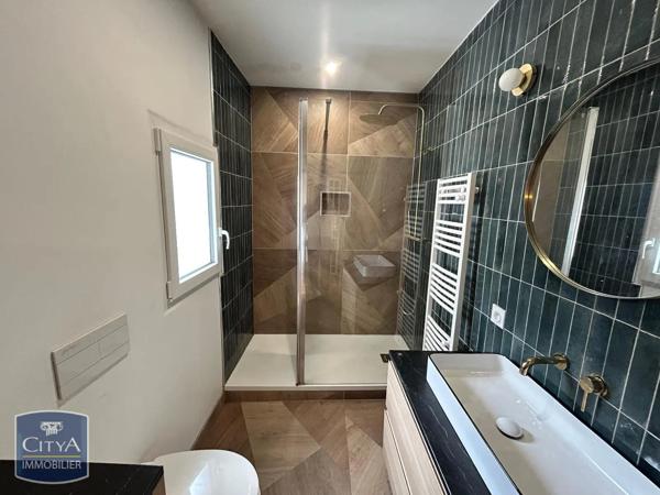 Appartement à louer 3 pièces 66.48m² Tours (37000)