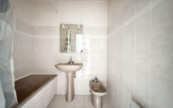 Appartement à vendre    2 pièces • 46,94 m2 Nice