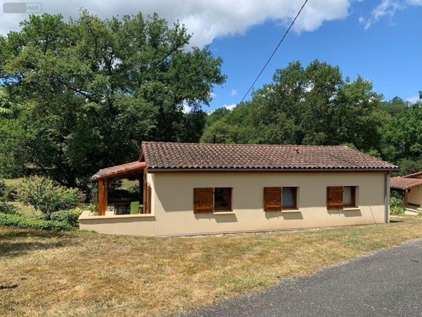 Maison à vendre à Gourdon dans le Lot (46300), ref : 46041/426
