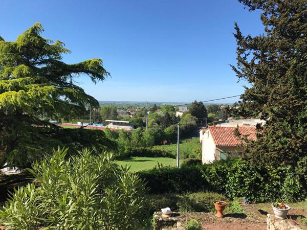 Maison Pouzauges 85700, 2 chambres  plus logement