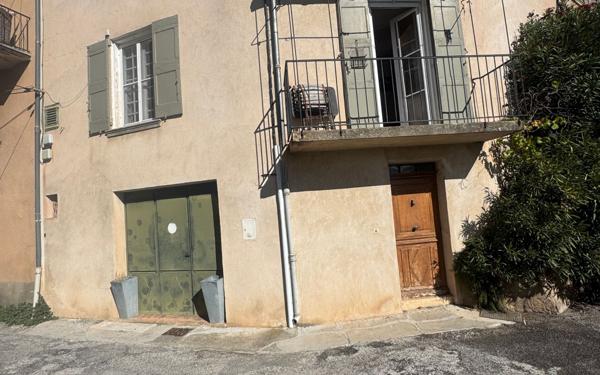 Maison à vendre    4 pièces • 117 m2 Moustiers-Sainte-Marie