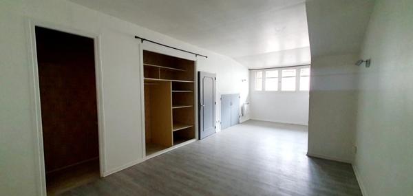 Immeuble à vendre |                                       Montréjeau |                                            180 m²