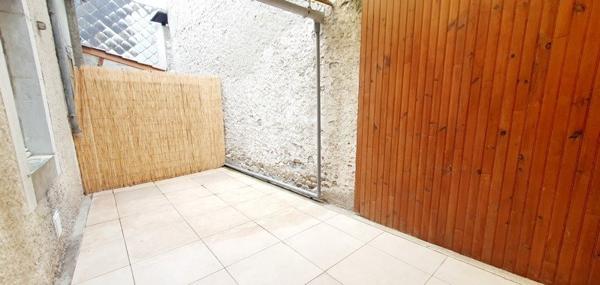 Immeuble à vendre |                                       Montréjeau |                                            180 m²
