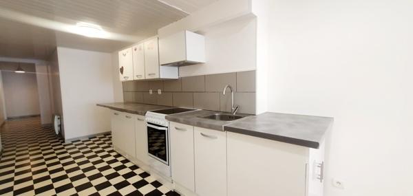Immeuble à vendre |                                       Montréjeau |                                            180 m²