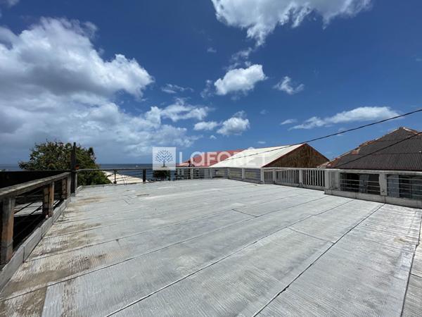 Achat immeuble Basse-Terre - 340 m² - 450 000 €