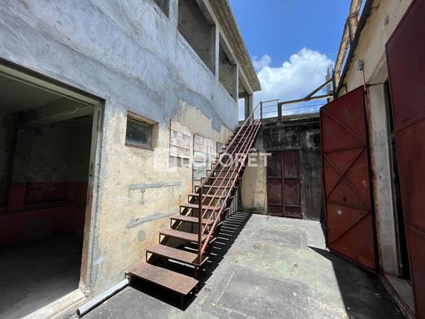 Achat immeuble Basse-Terre - 340 m² - 450 000 €