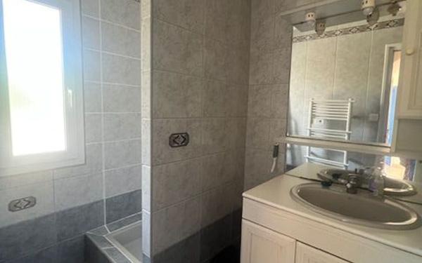 Maison à louer    5 pièces •  Plouarzel