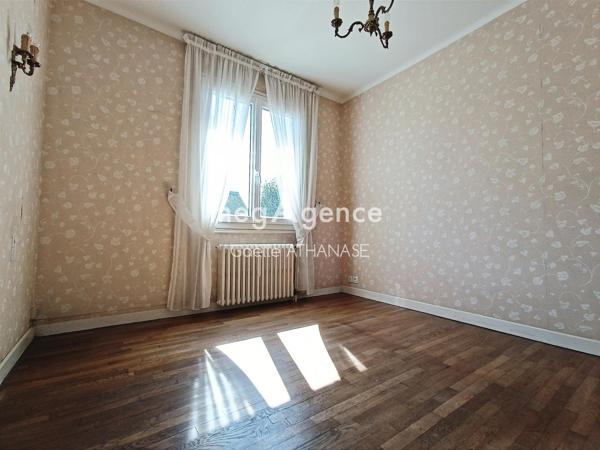 Maison à FOUGERES, 35300 - 4 pièces 63m²