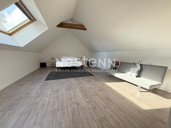 Maison à vendre à MOREAC 3 chambres sur un terrain de 1480 m² avec une dépendance
