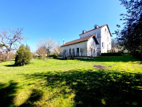 Maison à vendre à Bussière-Badil (24360) - Dordogne