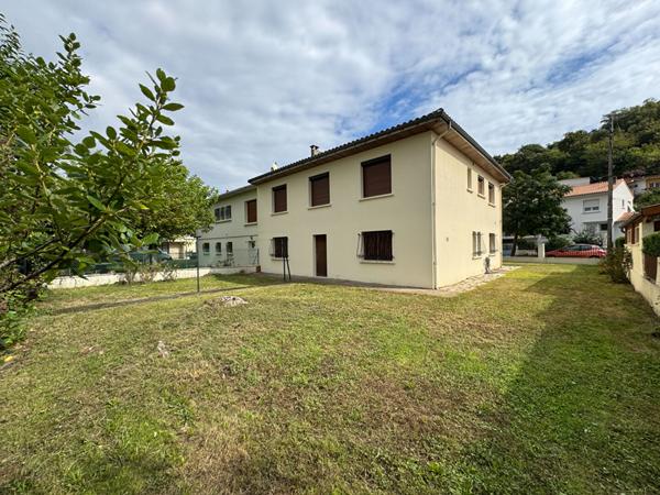 33150 CENON - Maison 7 pièces de130m2 avec jardin et garage à vendre