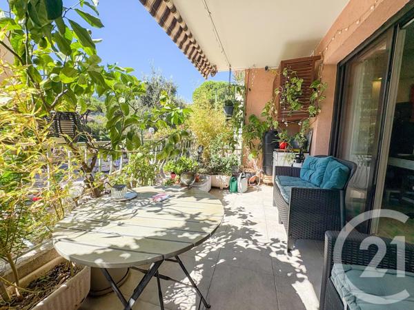 Appartement T4 à vendre  4 pièces - 84,10 m2 CAVALAIRE SUR MER - 83