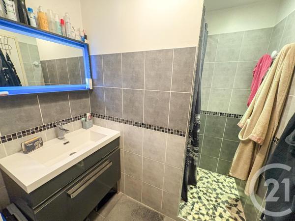 Appartement T4 à vendre  4 pièces - 84,10 m2 CAVALAIRE SUR MER - 83