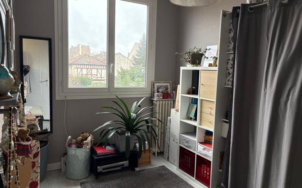 Appartement à vendre    3 pièces • 65,13 m2 Noisy-le-Sec