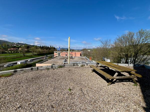Immeuble à vendre à Le Chambon-Feugerolles (42500) - Loire