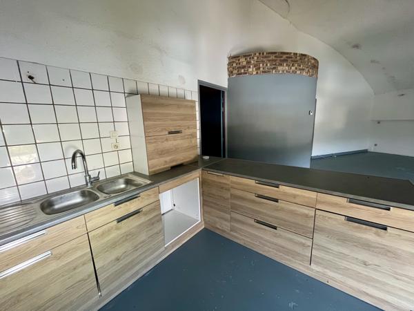 Immeuble à vendre à Le Chambon-Feugerolles (42500) - Loire