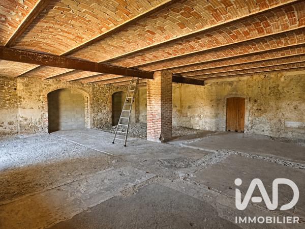 Immeuble à vendre 320 m² Marsanne