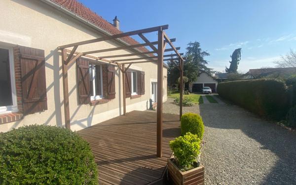 Maison à vendre    3 pièces • 104 m2 Morancez