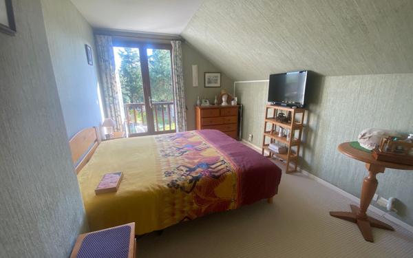 Maison à vendre    3 pièces • 104 m2 Morancez