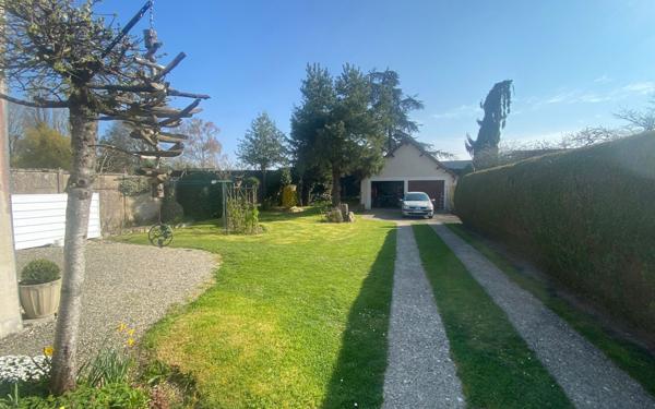 Maison à vendre    3 pièces • 104 m2 Morancez