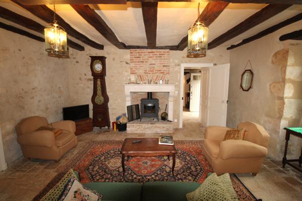 Maison à vendre à Fontgombault (36220) - Indre