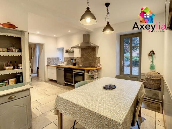 Saint-Haon-le-Châtel (42370) A VENDRE- SAINT-HAON-LE-CHÂTEL- MAISON FAMILIALE 8 CHAMBRES OU IDÉAL ACTIVITÉ CHAMBRES D'HÔTES + DÉPENDANCES D