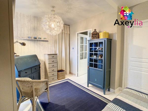 Saint-Haon-le-Châtel (42370) A VENDRE- SAINT-HAON-LE-CHÂTEL- MAISON FAMILIALE 8 CHAMBRES OU IDÉAL ACTIVITÉ CHAMBRES D'HÔTES + DÉPENDANCES D