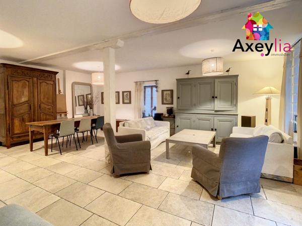 Saint-Haon-le-Châtel (42370) A VENDRE- SAINT-HAON-LE-CHÂTEL- MAISON FAMILIALE 8 CHAMBRES OU IDÉAL ACTIVITÉ CHAMBRES D'HÔTES + DÉPENDANCES D