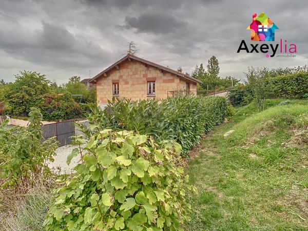 Saint-Haon-le-Châtel (42370) A VENDRE- SAINT-HAON-LE-CHÂTEL- MAISON FAMILIALE 8 CHAMBRES OU IDÉAL ACTIVITÉ CHAMBRES D'HÔTES + DÉPENDANCES D