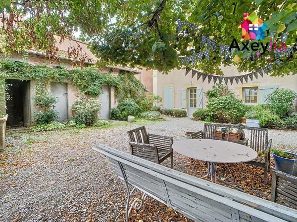 Saint-Haon-le-Châtel (42370) A VENDRE- SAINT-HAON-LE-CHÂTEL- MAISON FAMILIALE 8 CHAMBRES OU IDÉAL ACTIVITÉ CHAMBRES D'HÔTES + DÉPENDANCES D