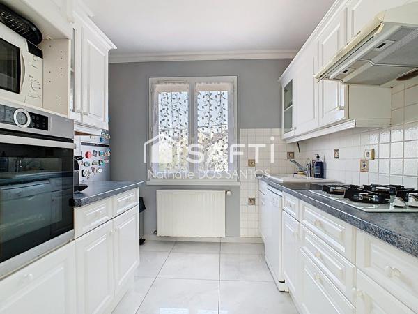 BELLE MAISON FAMILIALE - 5 CHAMBRES - 751m² de terrain