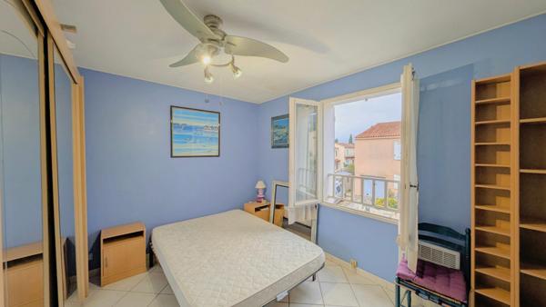 Maison mitoyenne à 300 mètres des 4 chemins