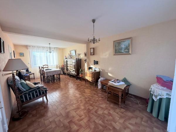 LANESTER - Elégance, calme et art de vivre en famille.