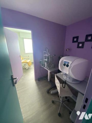 Local à usage professionnel