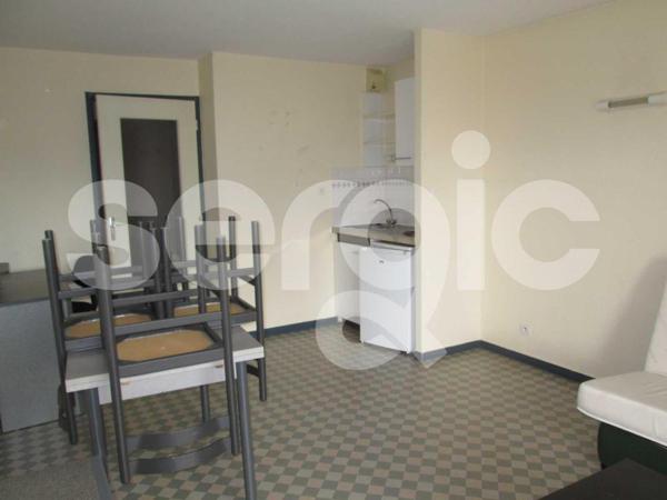 Location 1 Pieces 24 49300 Cholet 34 0109 01 0008