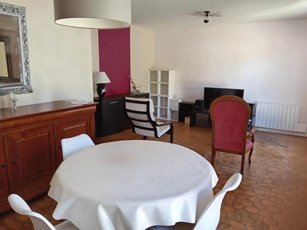 CHARMANTE MAISON 90M2 DANS SUPERBE ENVIRONNEMENT